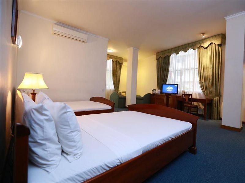 Sapphire Hotel Colombo