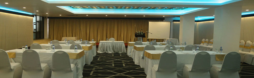 Sapphire Hotel