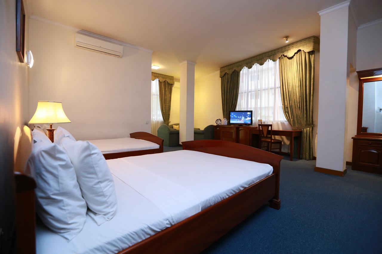 Sapphire 3*